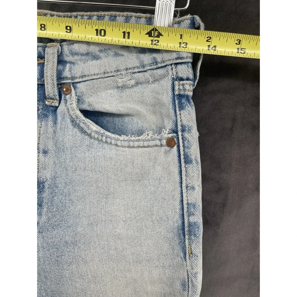 Zara Women's Light Wash Cropped Straight Leg Jeans Raw‎ Hem Distressed Size 2